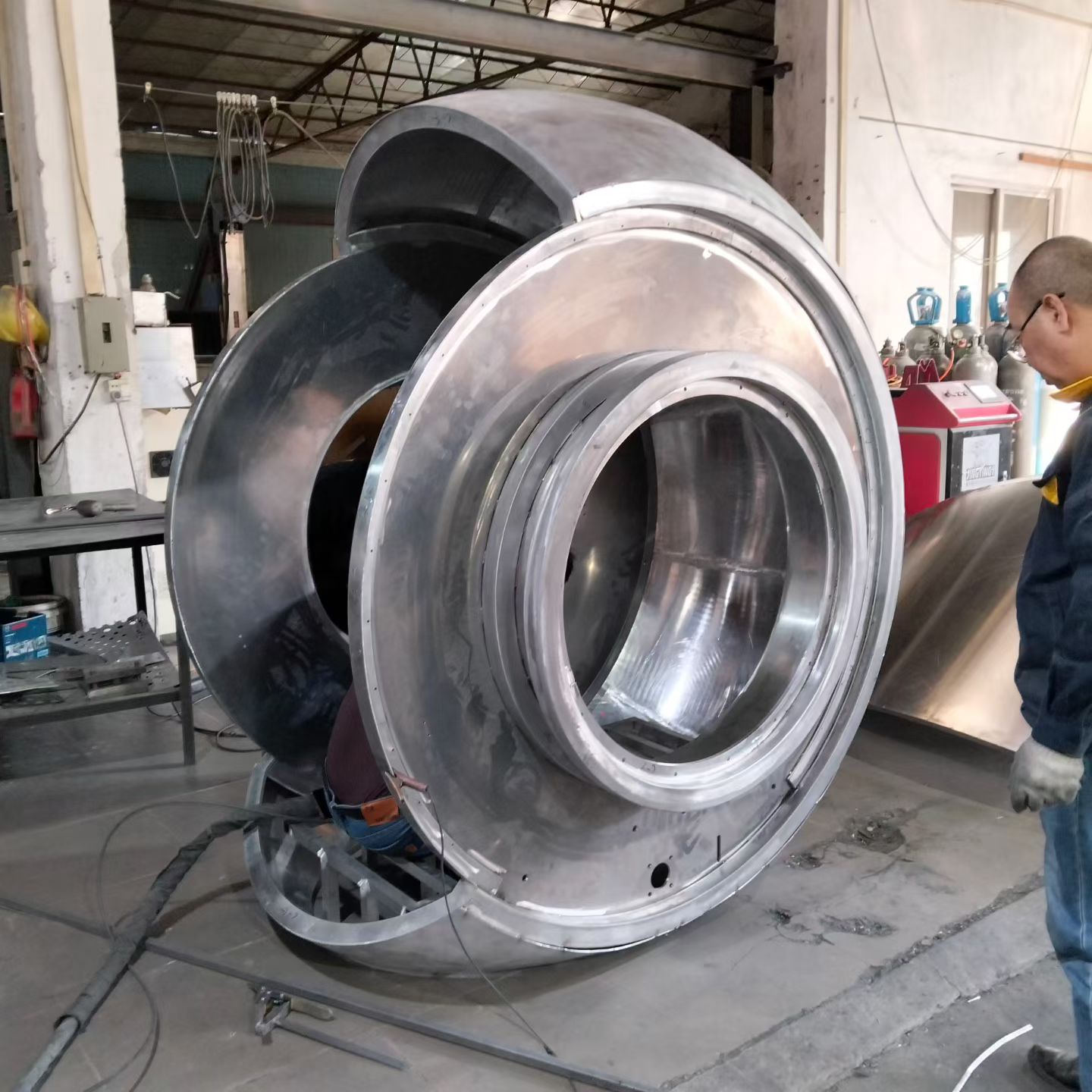 Spherical aluminum plate